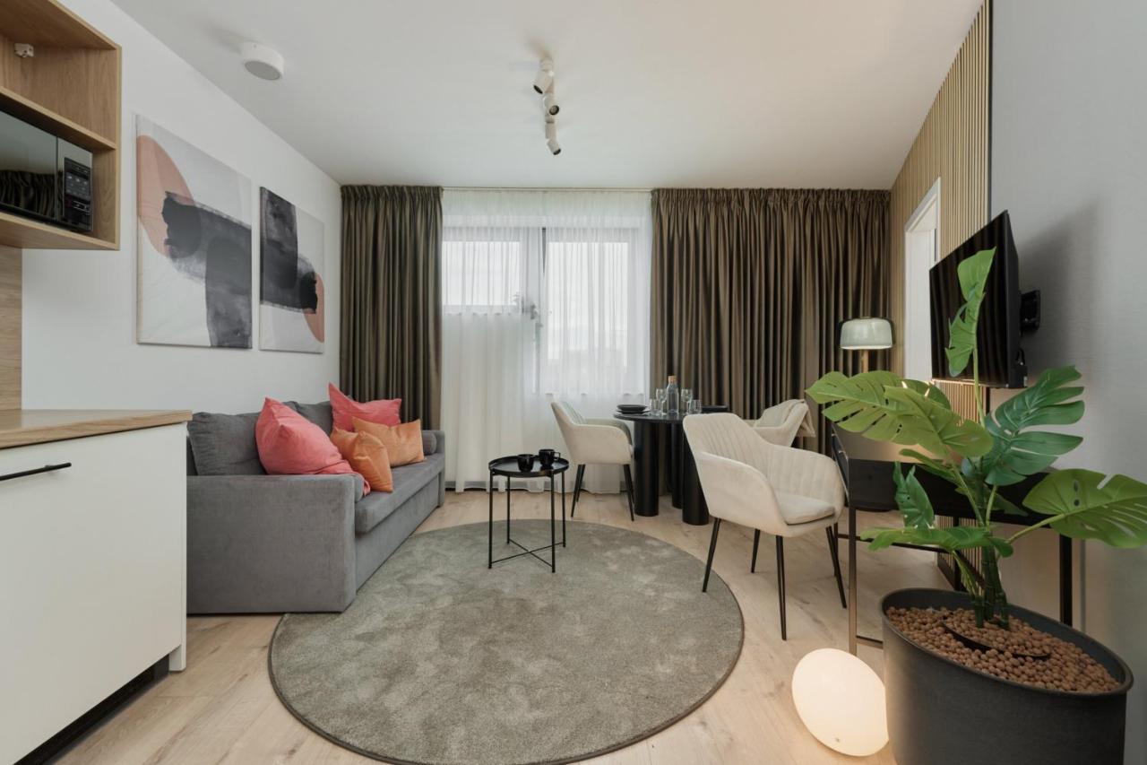 Wroclavia Apartments Dyrekcyjna By Noclegi Renters 弗罗茨瓦夫 外观 照片