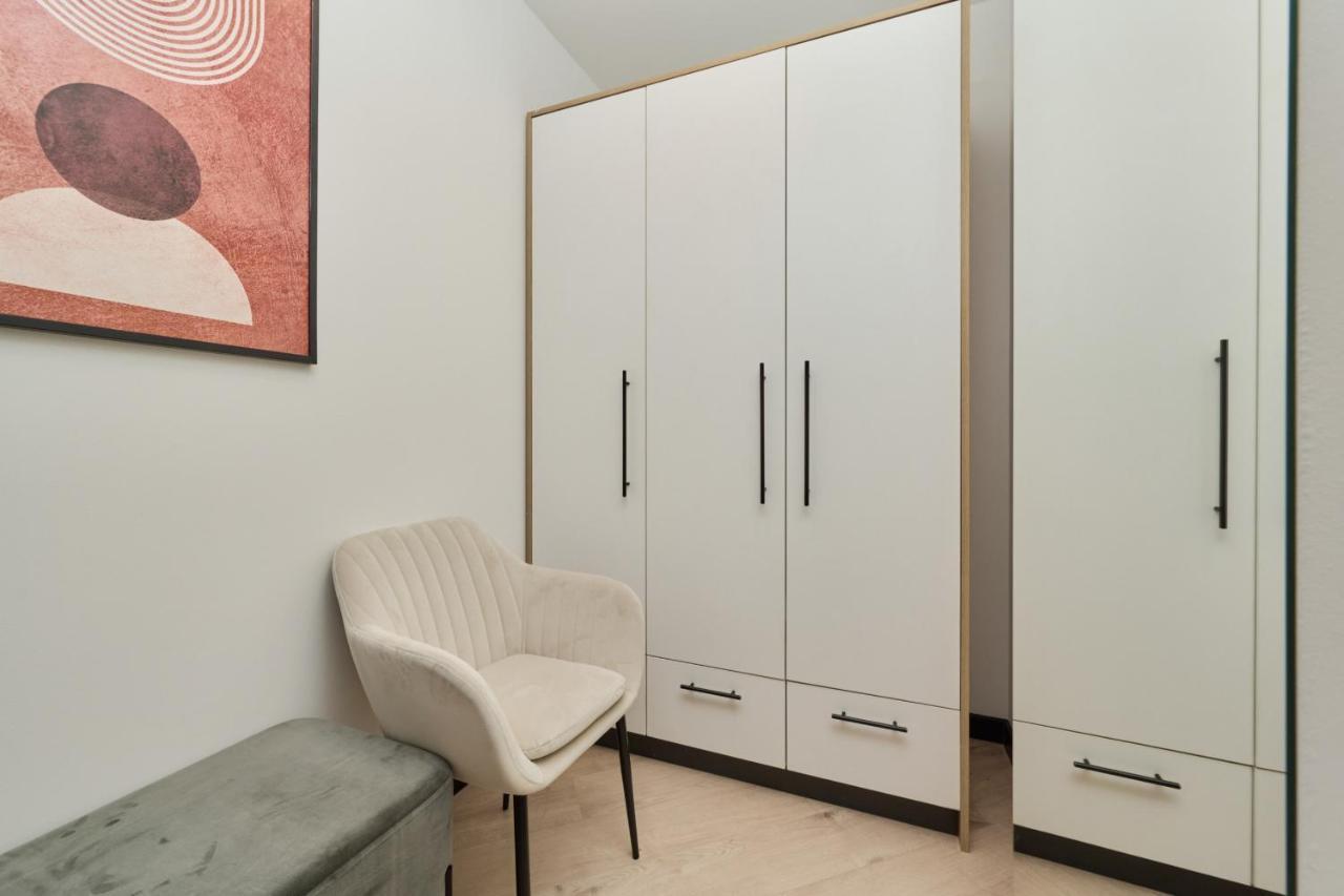 Wroclavia Apartments Dyrekcyjna By Noclegi Renters 弗罗茨瓦夫 外观 照片