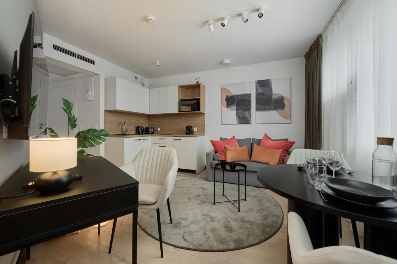 Wroclavia Apartments Dyrekcyjna By Noclegi Renters 弗罗茨瓦夫 外观 照片