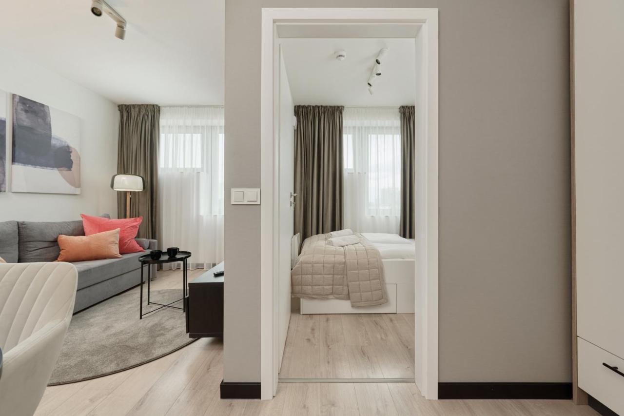 Wroclavia Apartments Dyrekcyjna By Noclegi Renters 弗罗茨瓦夫 外观 照片