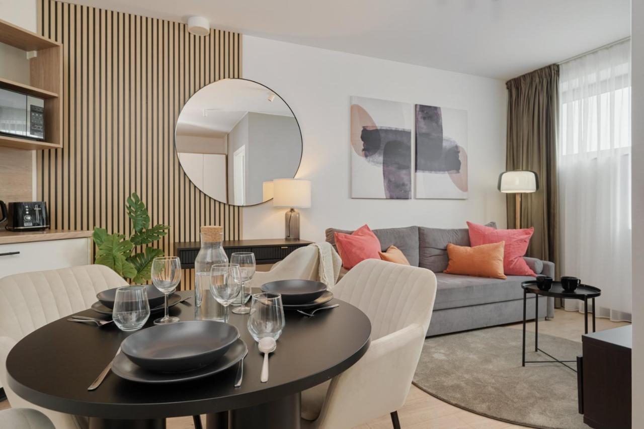 Wroclavia Apartments Dyrekcyjna By Noclegi Renters 弗罗茨瓦夫 外观 照片
