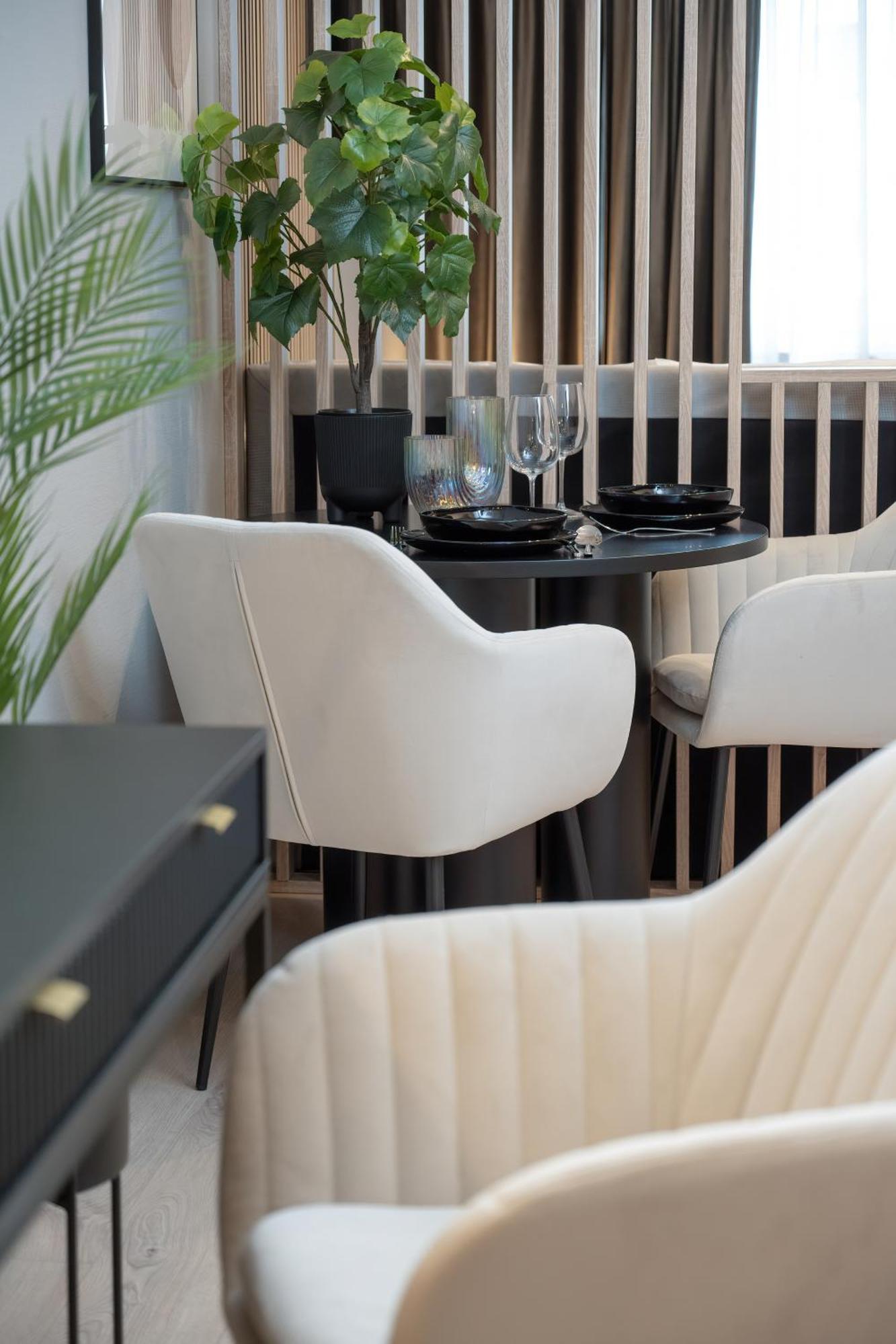 Wroclavia Apartments Dyrekcyjna By Noclegi Renters 弗罗茨瓦夫 外观 照片