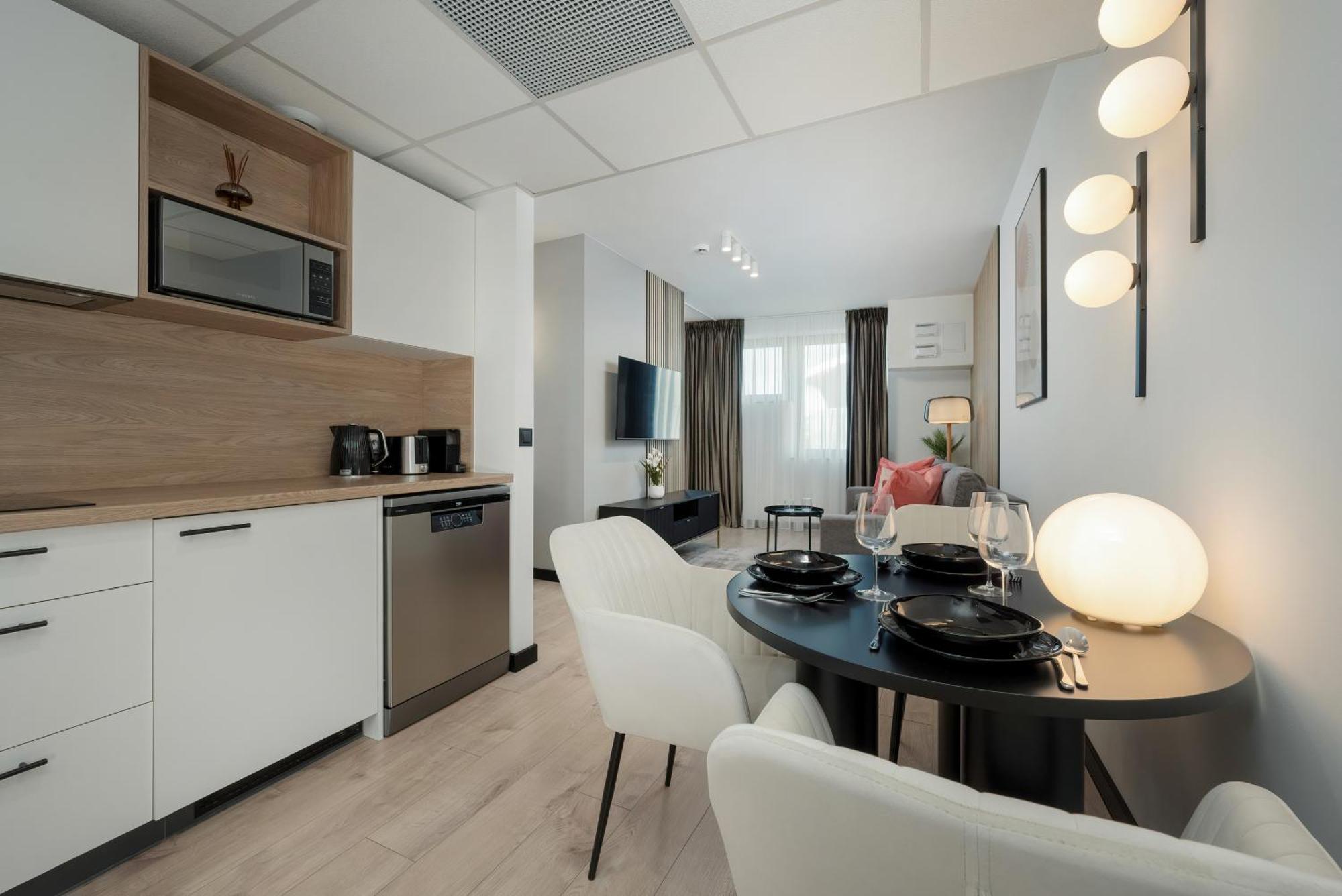 Wroclavia Apartments Dyrekcyjna By Noclegi Renters 弗罗茨瓦夫 外观 照片