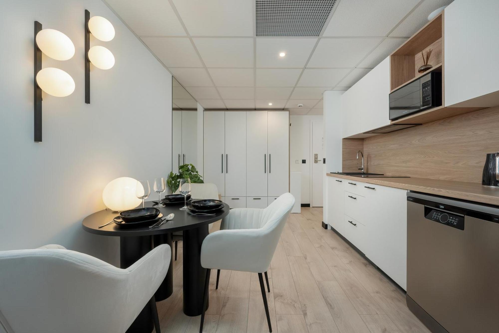 Wroclavia Apartments Dyrekcyjna By Noclegi Renters 弗罗茨瓦夫 外观 照片